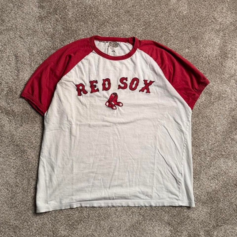 VINTAGE RED SOX TRASHED RAGLAN TEE